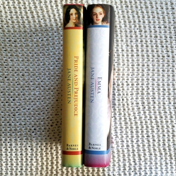 Jane Austen's Emma and Pride & Prejudice Hardcover Books - Picture 5 of 12
